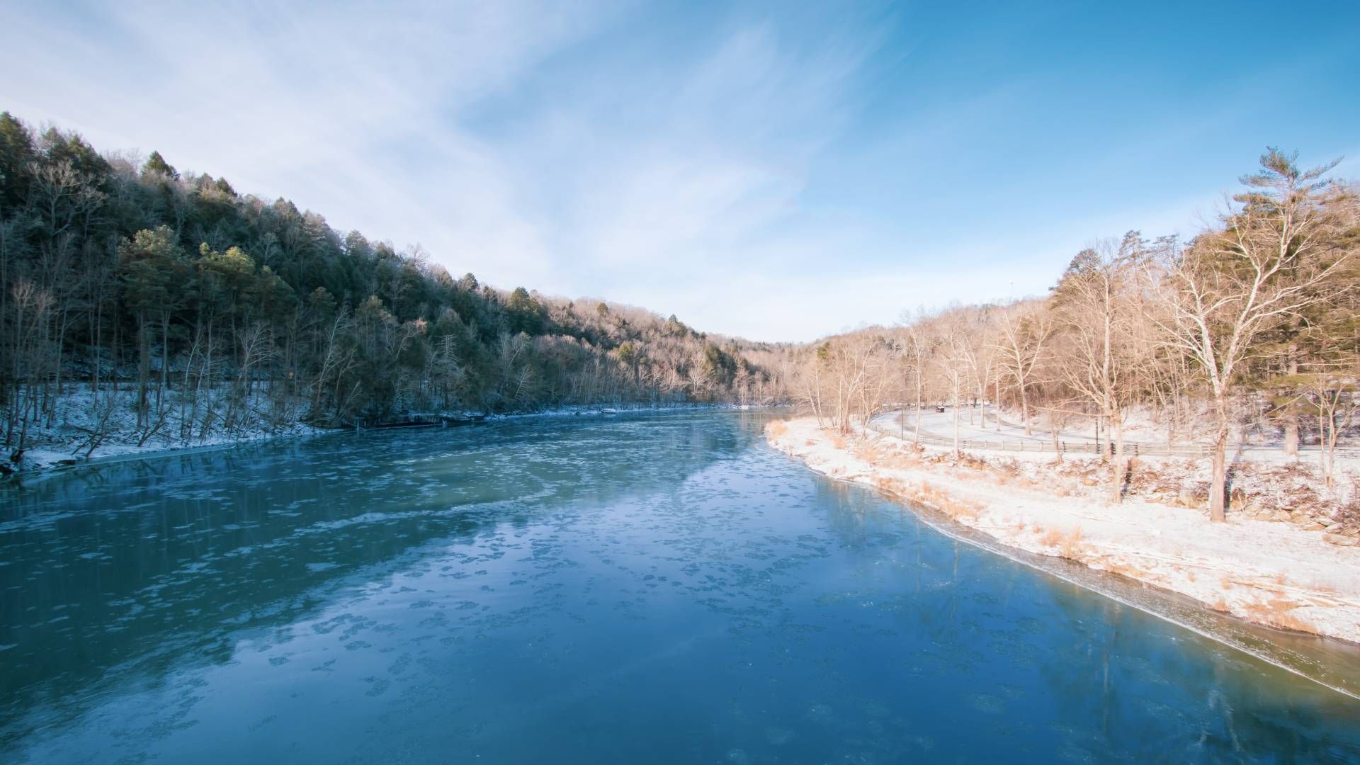  Snowy Cumberland River in Kentucky at Kentucky River Tours near Frankfort, KY