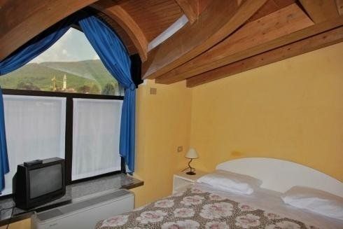 Camera da letto di un residence