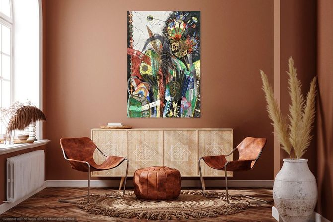 Abstracte kunstwerken met kleurrijke vormen en patronen, bloemen- en geometrische ontwerpen.