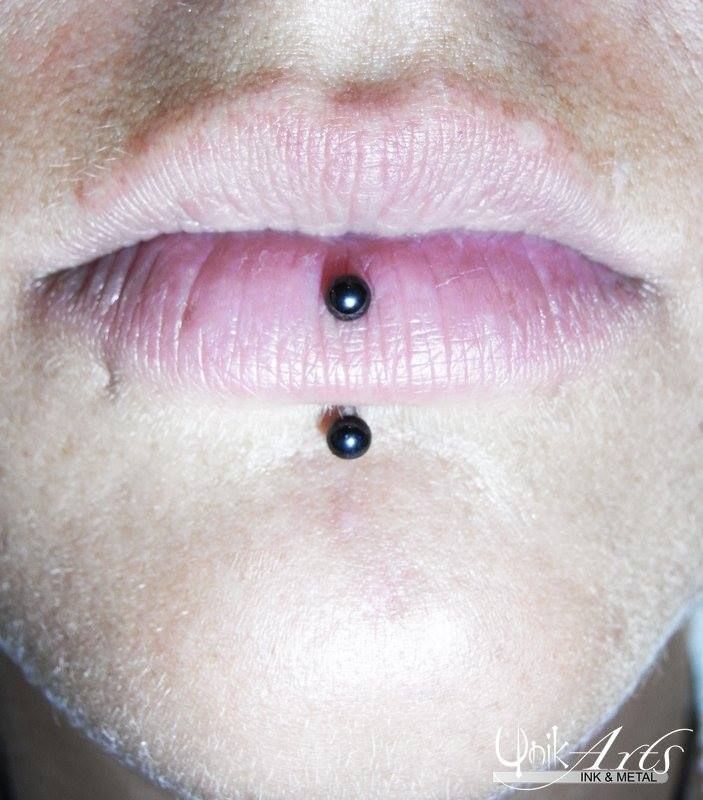 Eskimo Piercing Lippen