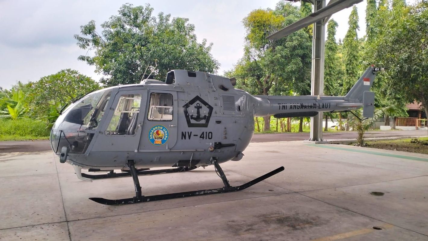  helicopter  NV-413".