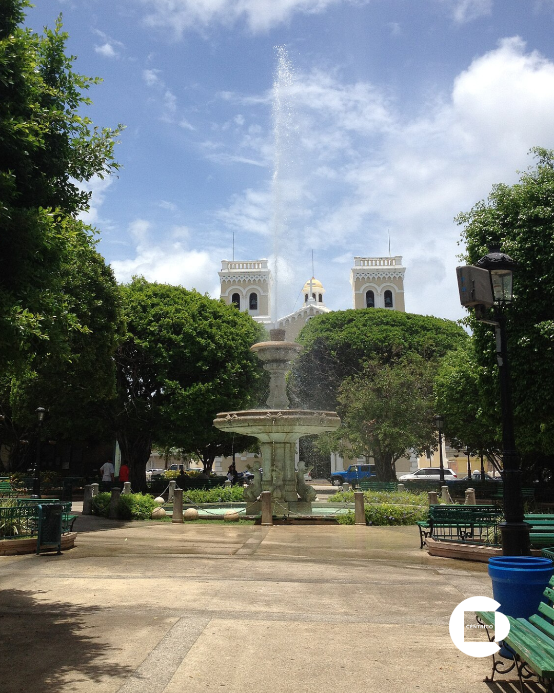 Guayama plaza fuente parque 