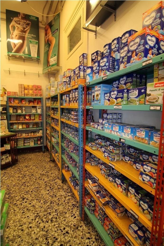negozio di alimenti e prodotti per neonati