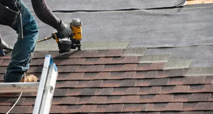 reparar tejados y cubiertas al mejor precio bajo en Grado, Asturias