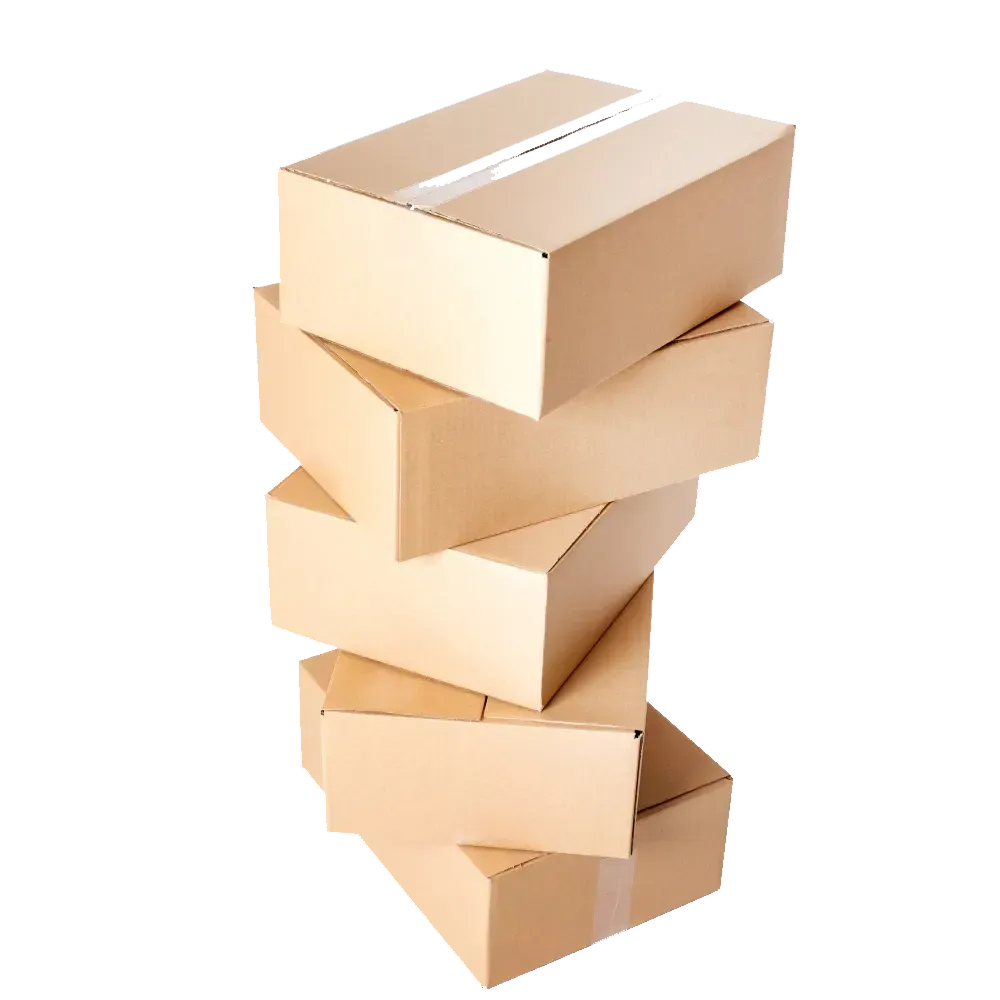 Pila de seis cajas de cartón marrón, ligeramente inclinada.