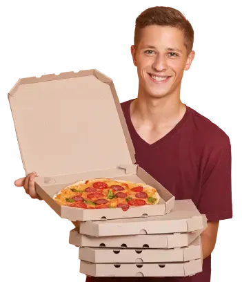 bandejas de almacenamiento Adolescente sosteniendo varias cajas de pizza, una abierta para revelar una pizza. Sonriendo.