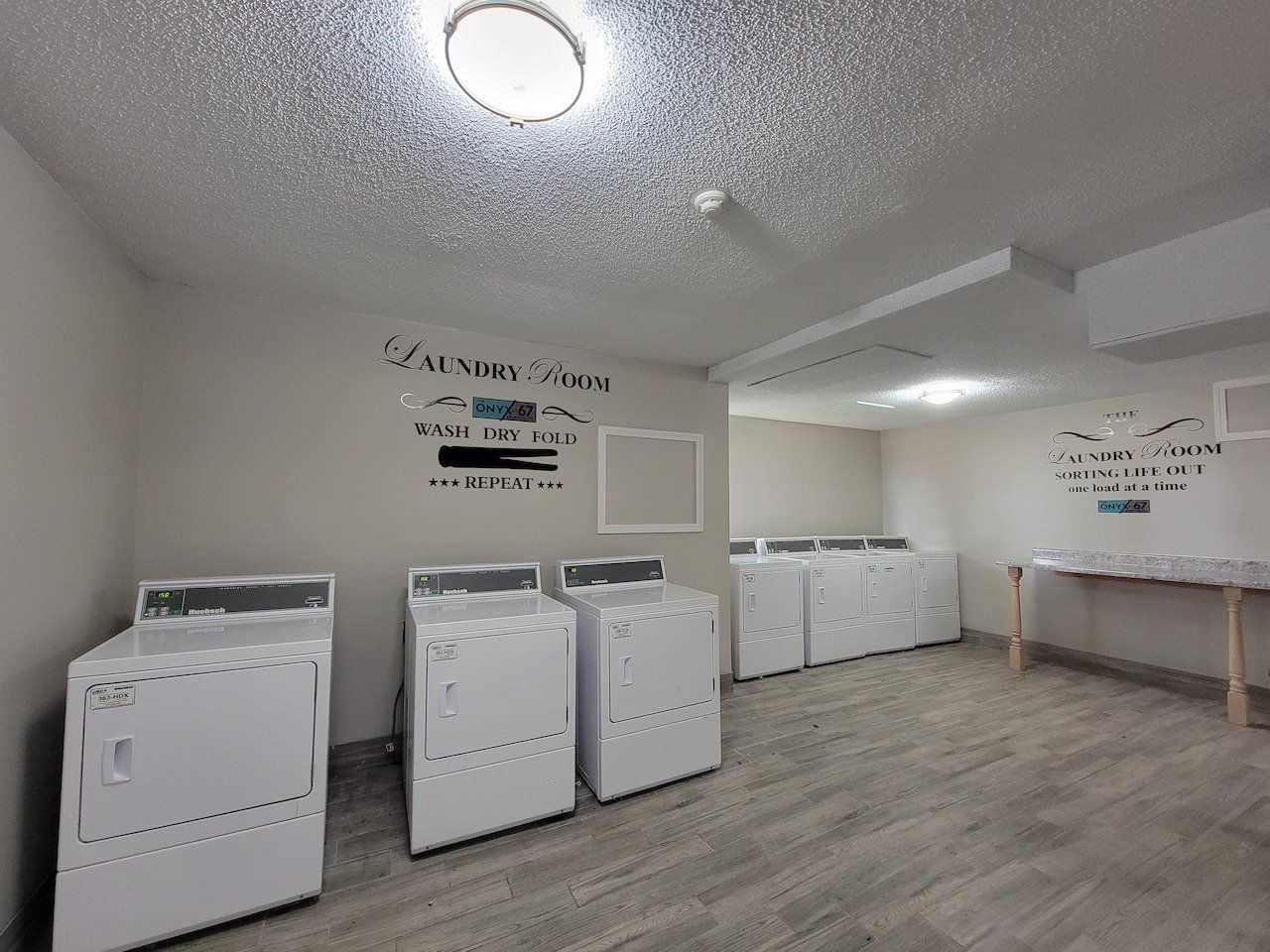 Laundry room right side