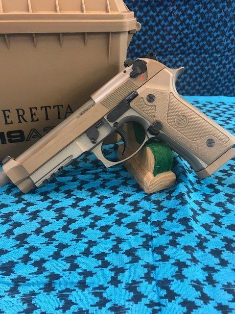 Beretta M9A3 comes with 3 mags and extra grips