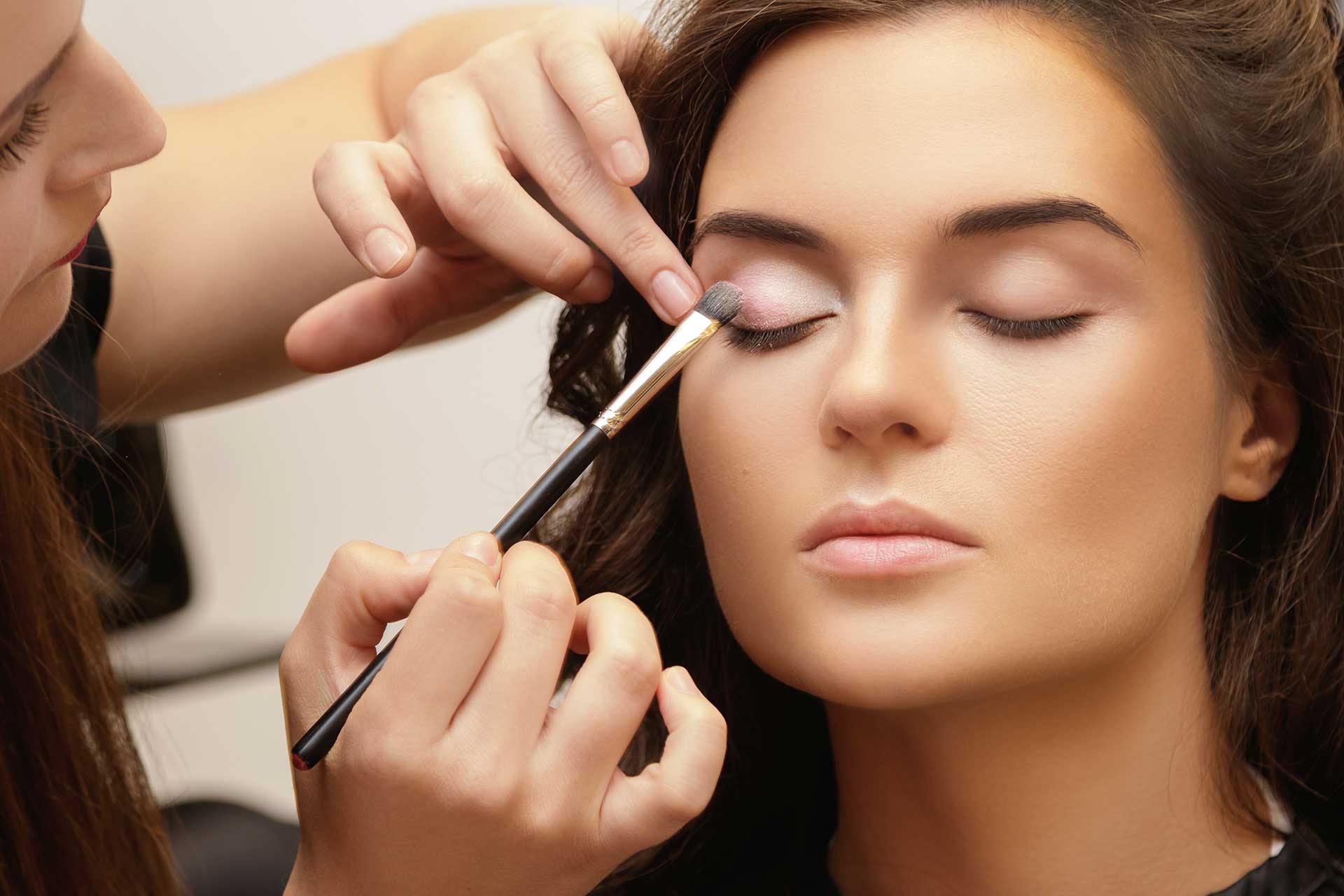 Eloisa's Unisex Beauty Salon & Spa | Makeup Services - Patchogue, NY
