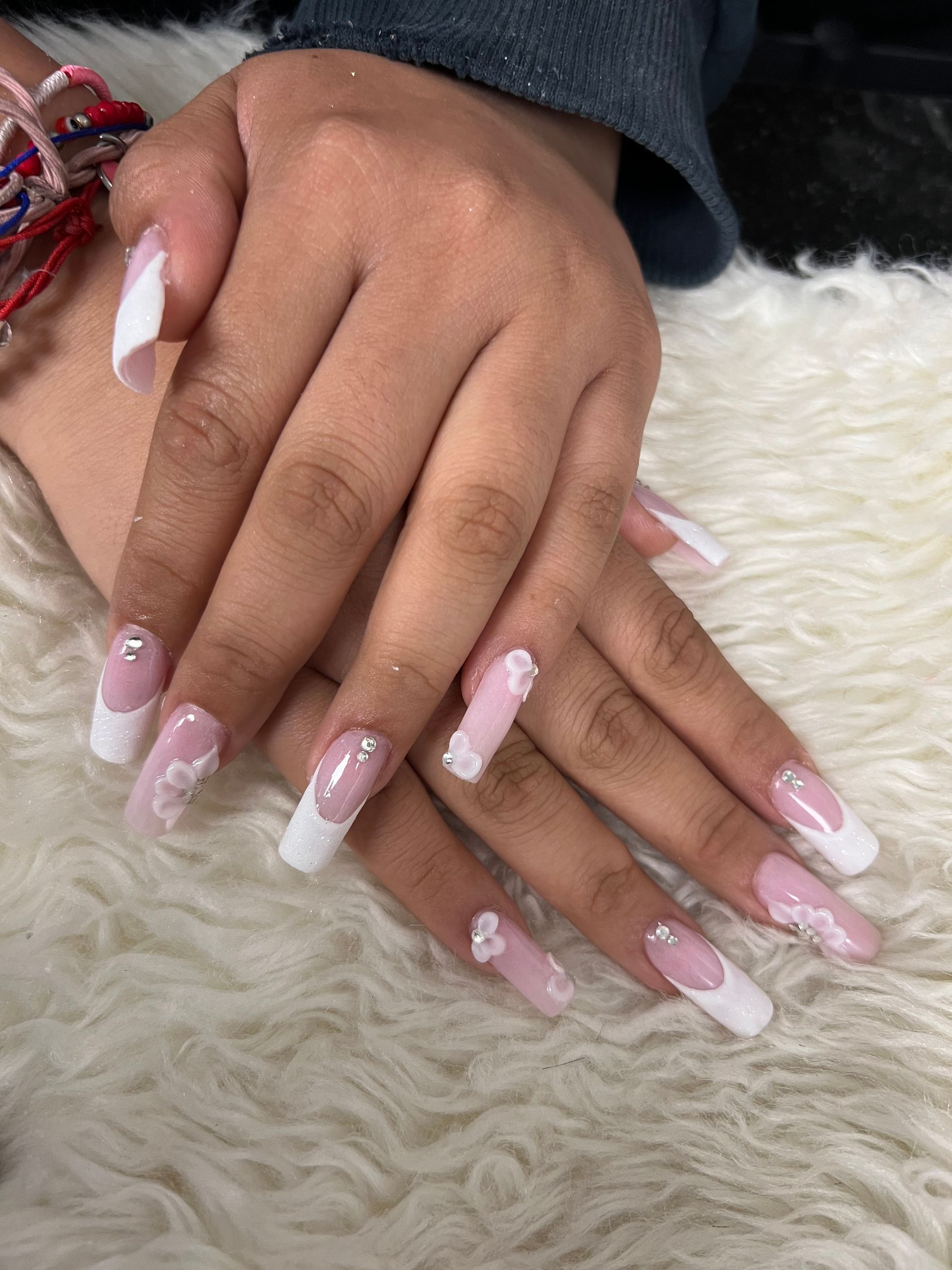 Eloisa's Unisex Beauty Salon & Spa | Nail Services - Patchogue, NY