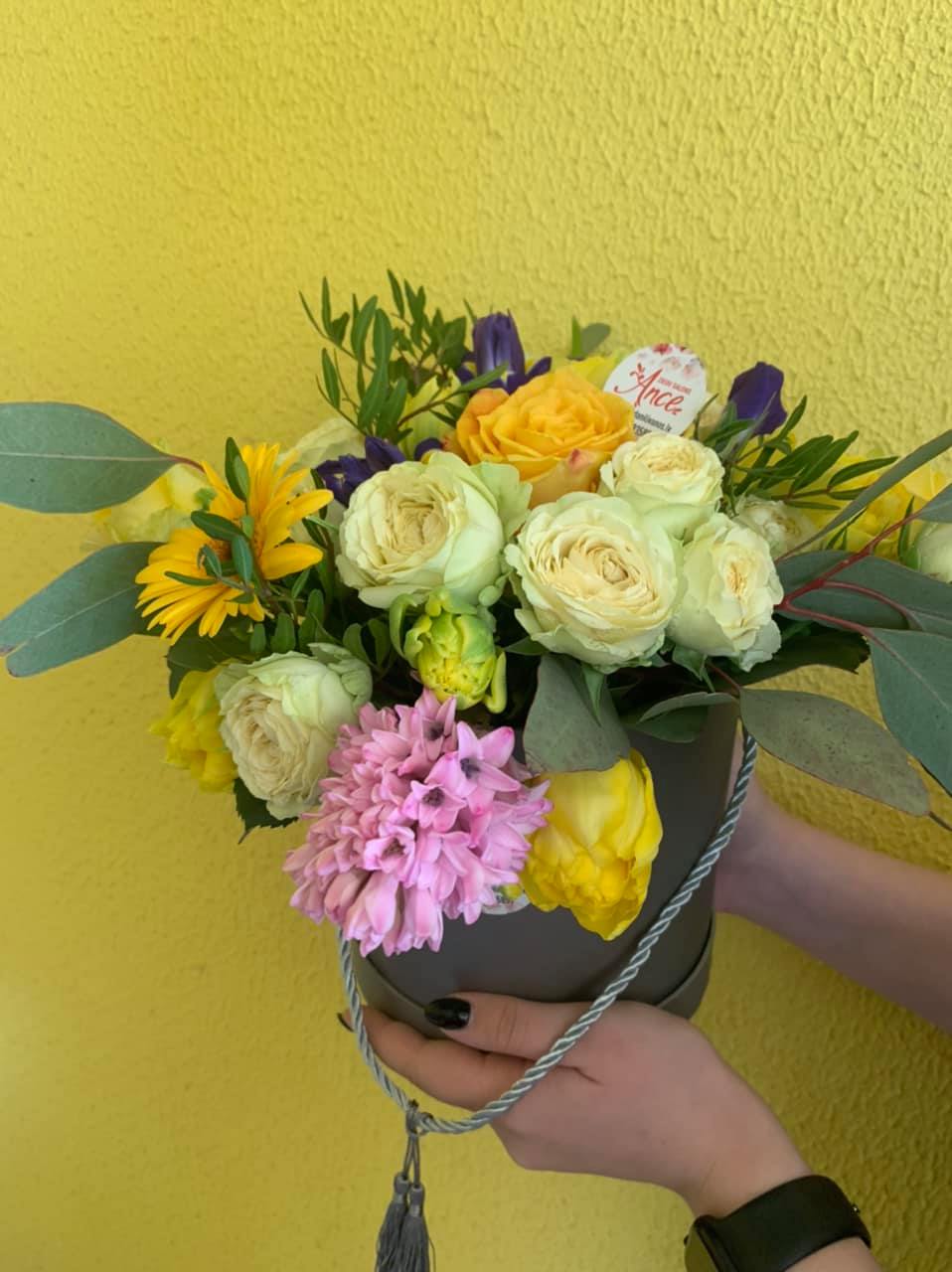 Līgavu pušķi, Kāzu pušķi, Suvenīri. Grieztie ziedi, pušķi, telpaugi