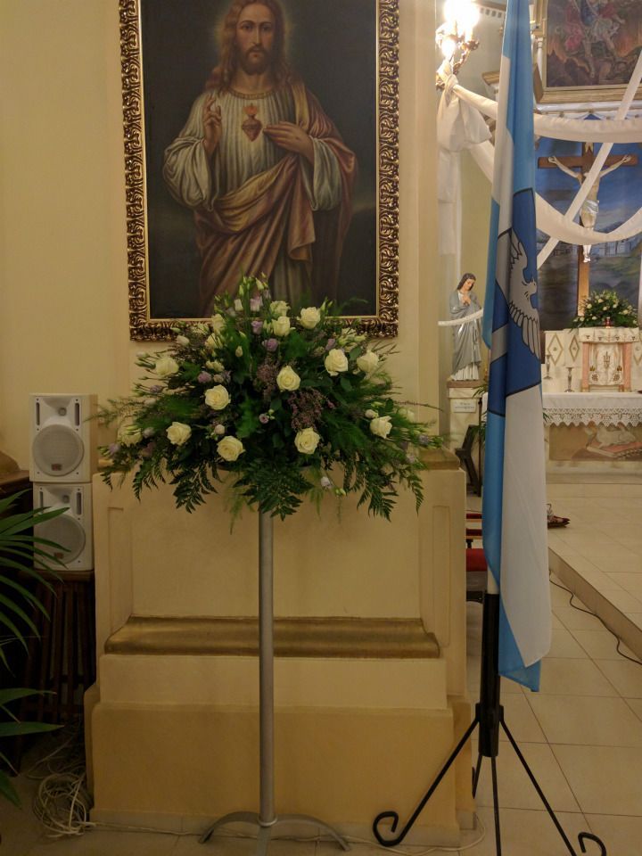 ziedi bērēm,Ziedu pušķi kāzām, ziedi kāzām,līgavu pušķi Līvānos,Ziedu pušķi dažādiem gadījumiem,ziedu pušķi,sia