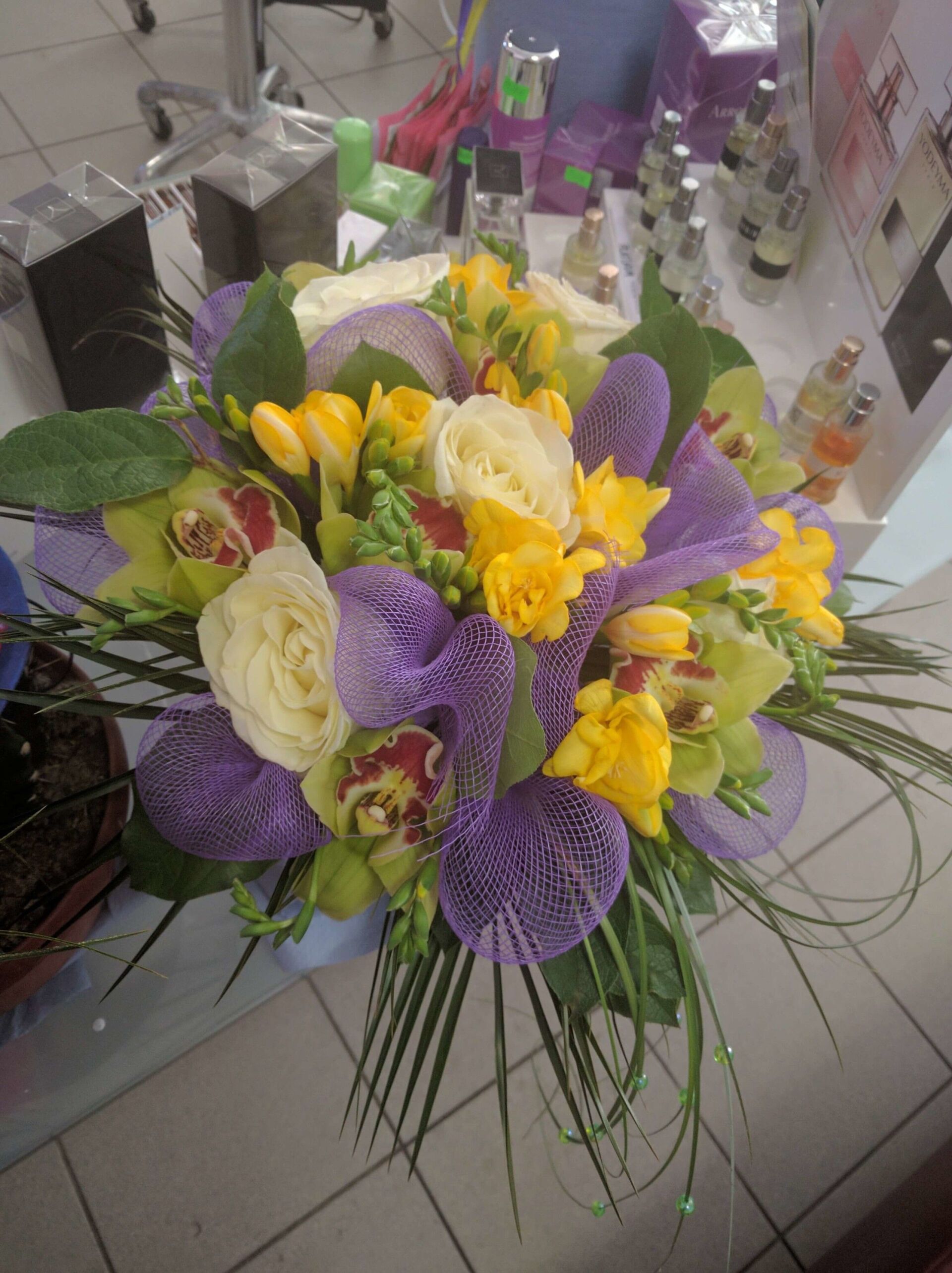 dekorēšana, kāzu, svinību, jubileju telpu noformēšana, banketa galdu noformējumi