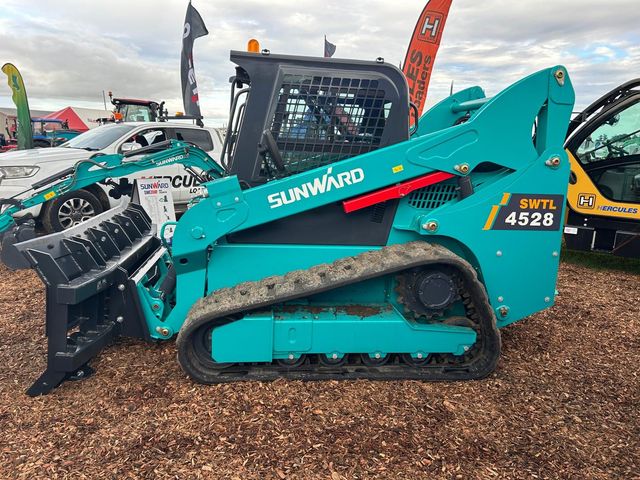 skid steer loader brisbane
