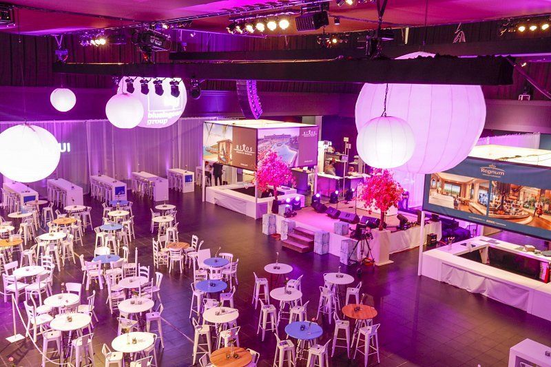 BIORGANIC - traiteur événementiel gastronomique 100% Bio, salle à louer Brussels Expo, offrant un service traiteur pour conference day, delivery, diner assis, flying dinner, live cooking, walking dinner, walking lunch, cocktail