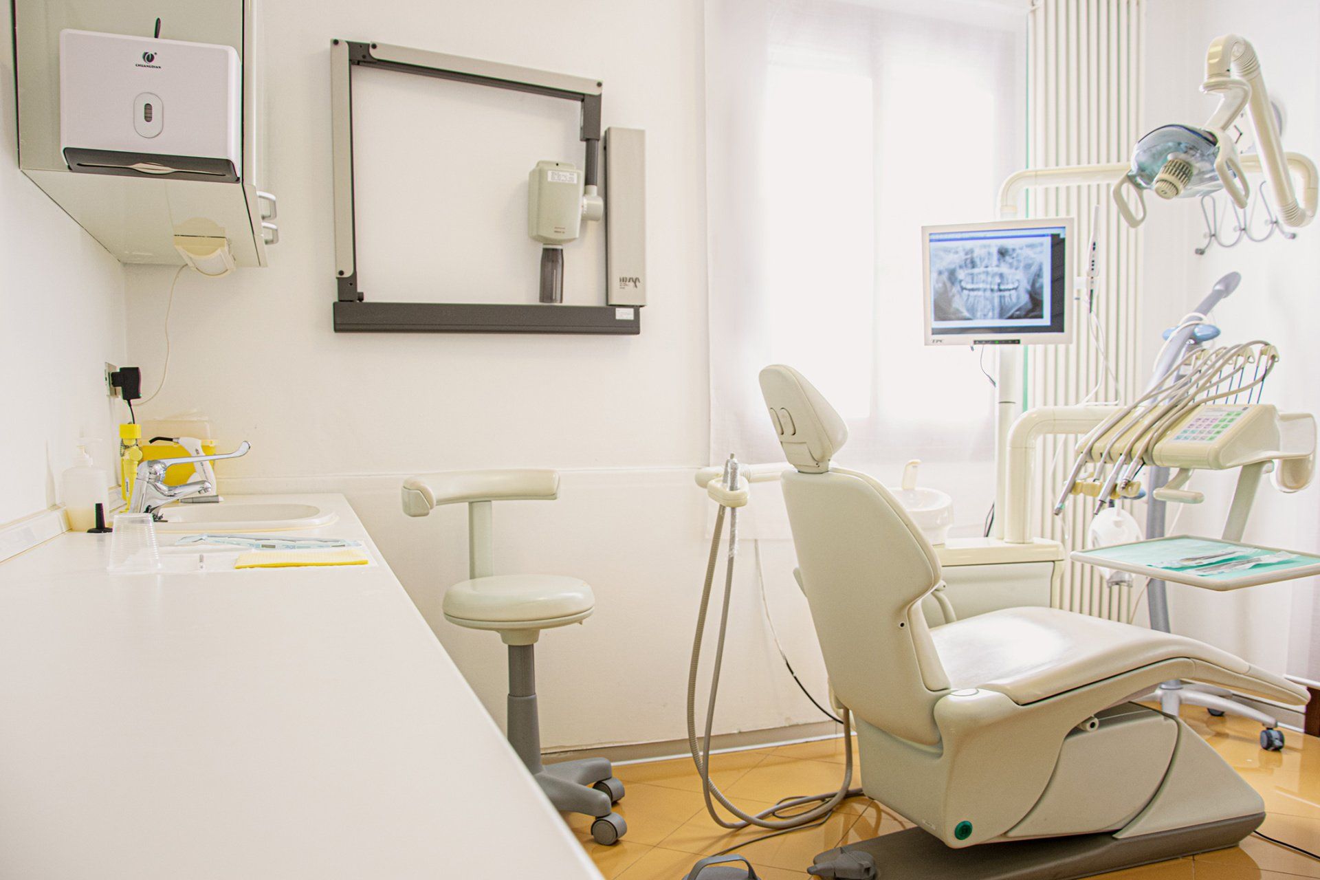 trattamenti e implantologia Castelguglielmo