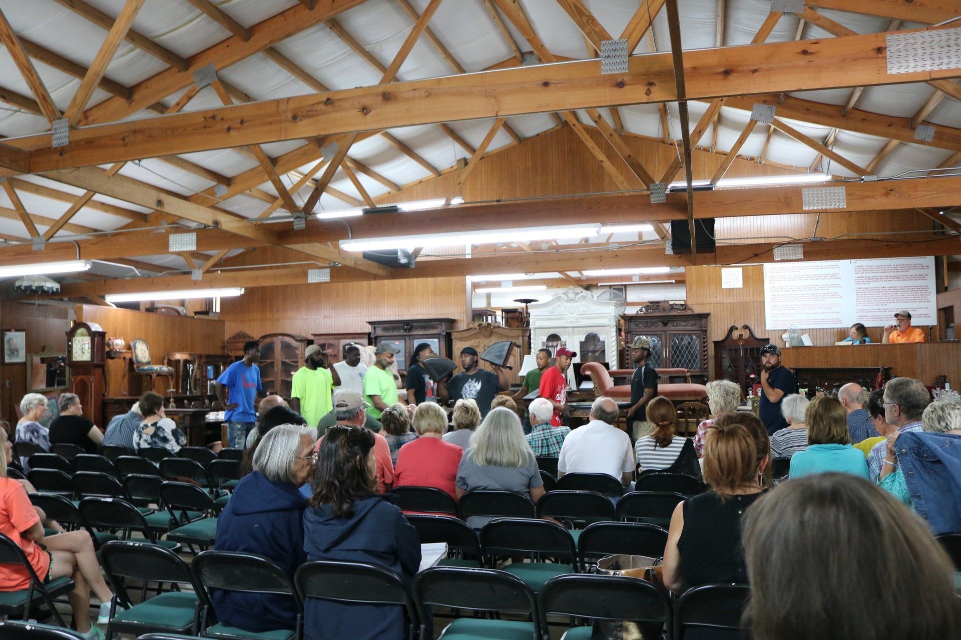 antique furniture auction in arkansas