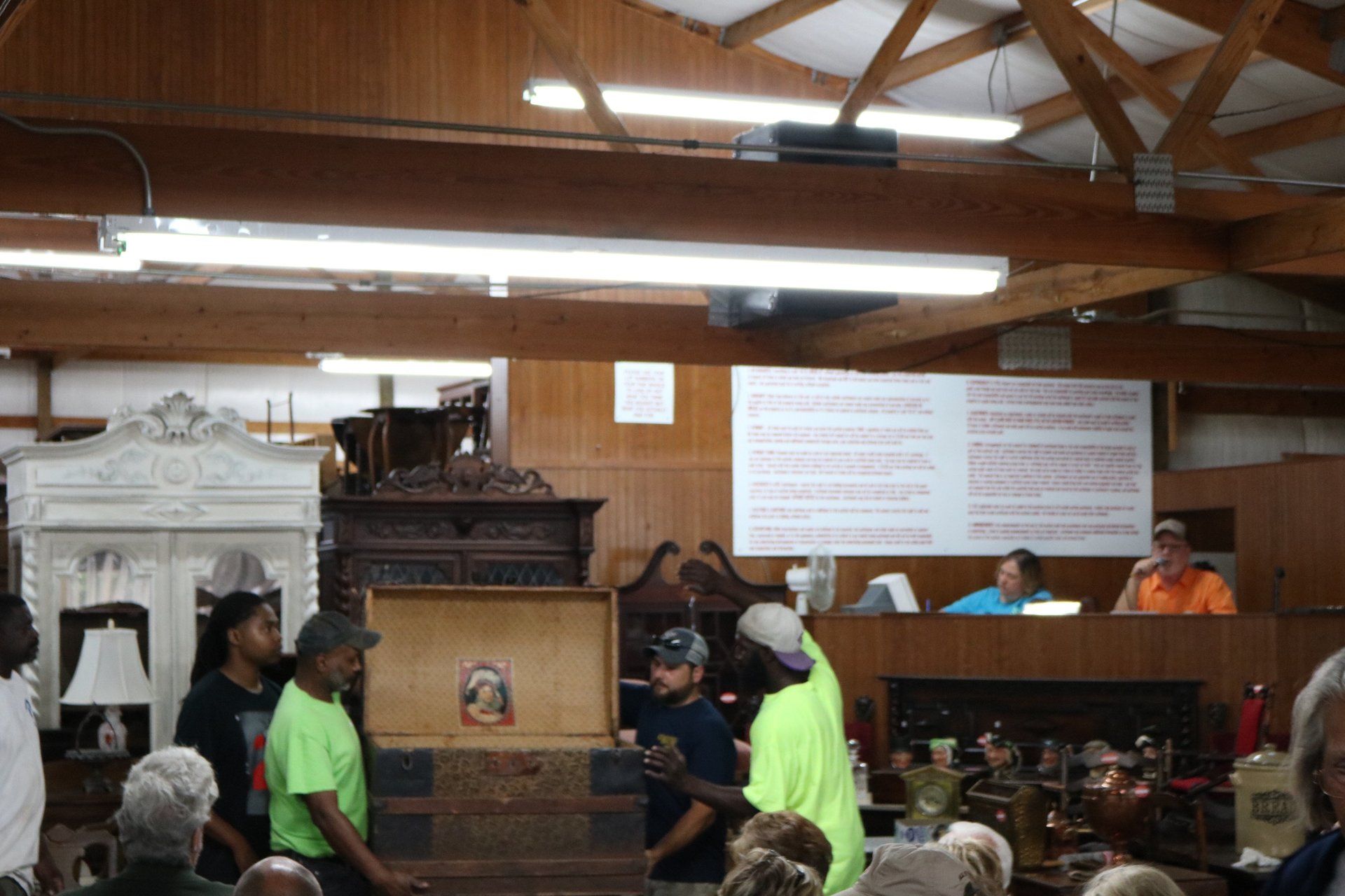 antique furniture auction in central ar