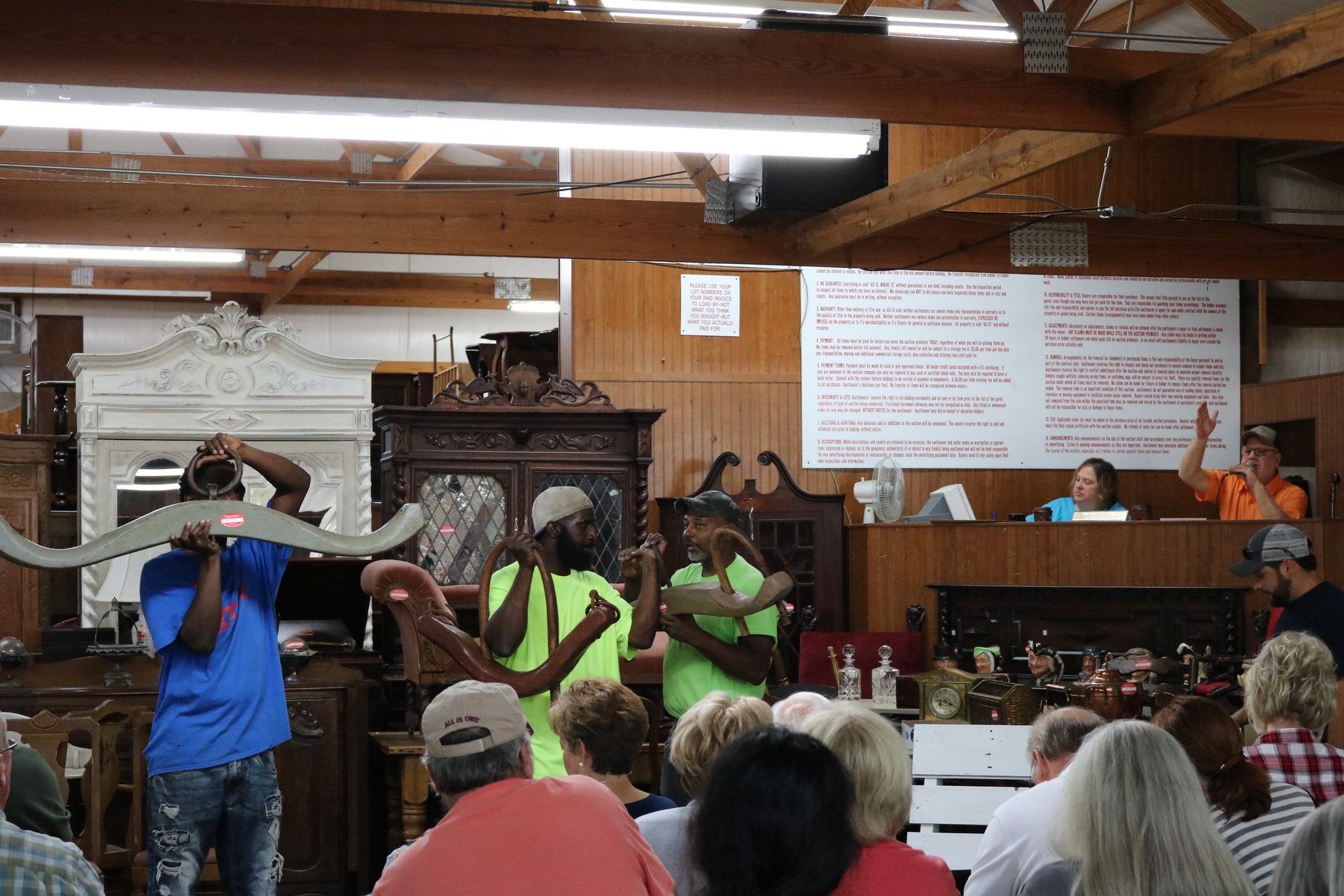 antique furniture auction in central arkansas