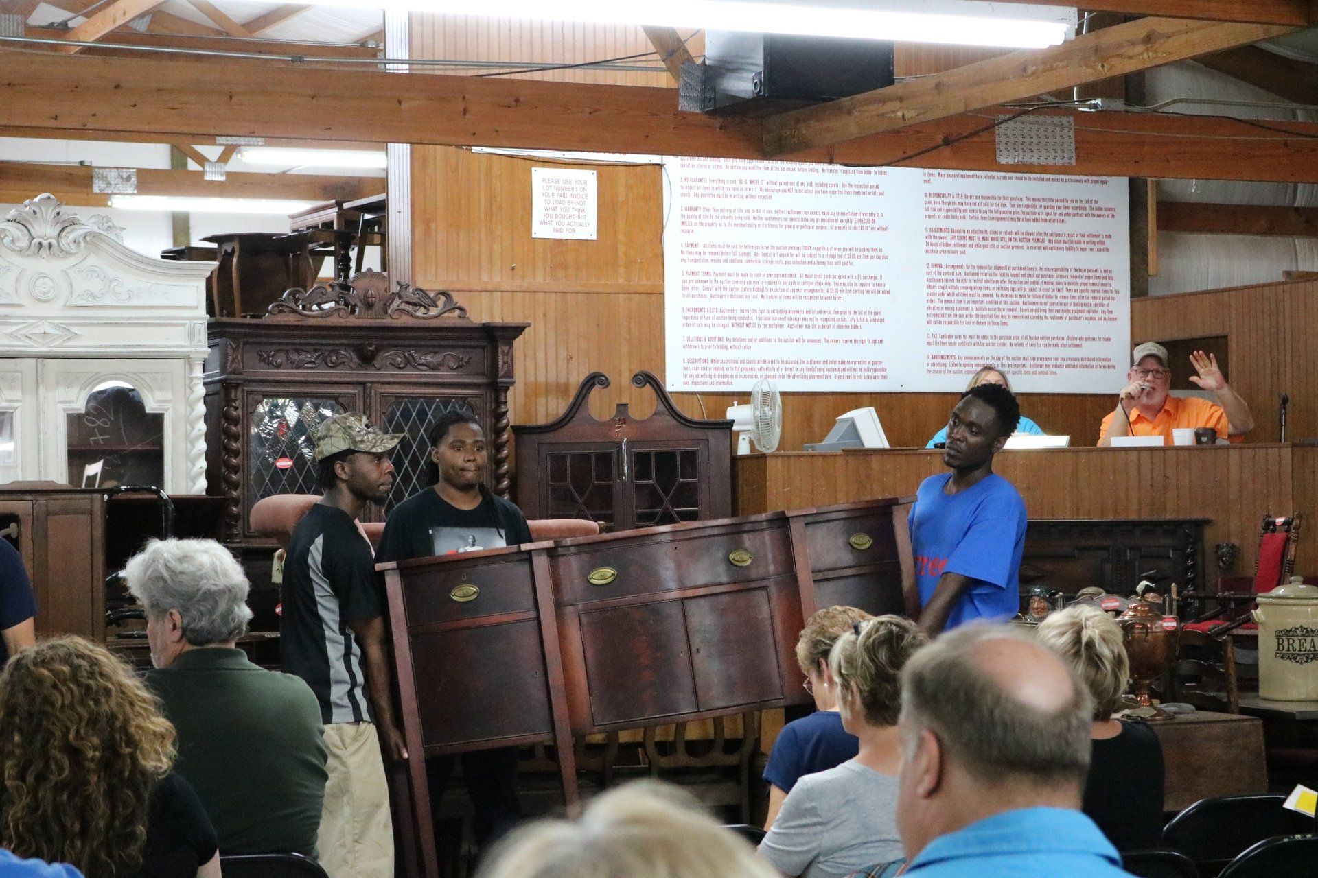 antique auction in central arkansas