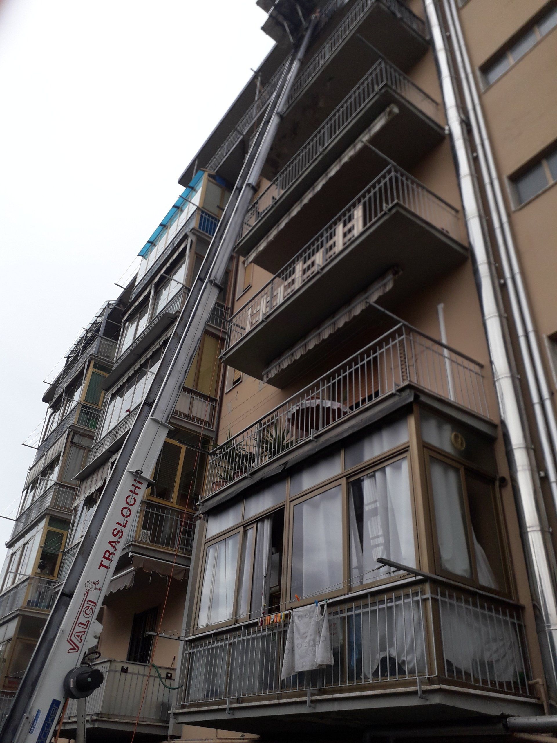 Noleggio scala aerea