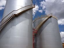 Fabricantes de tanques de aço carbono e aço inoxidável; tanques de armazenamento misturadores, vasos, reatores e trocadores