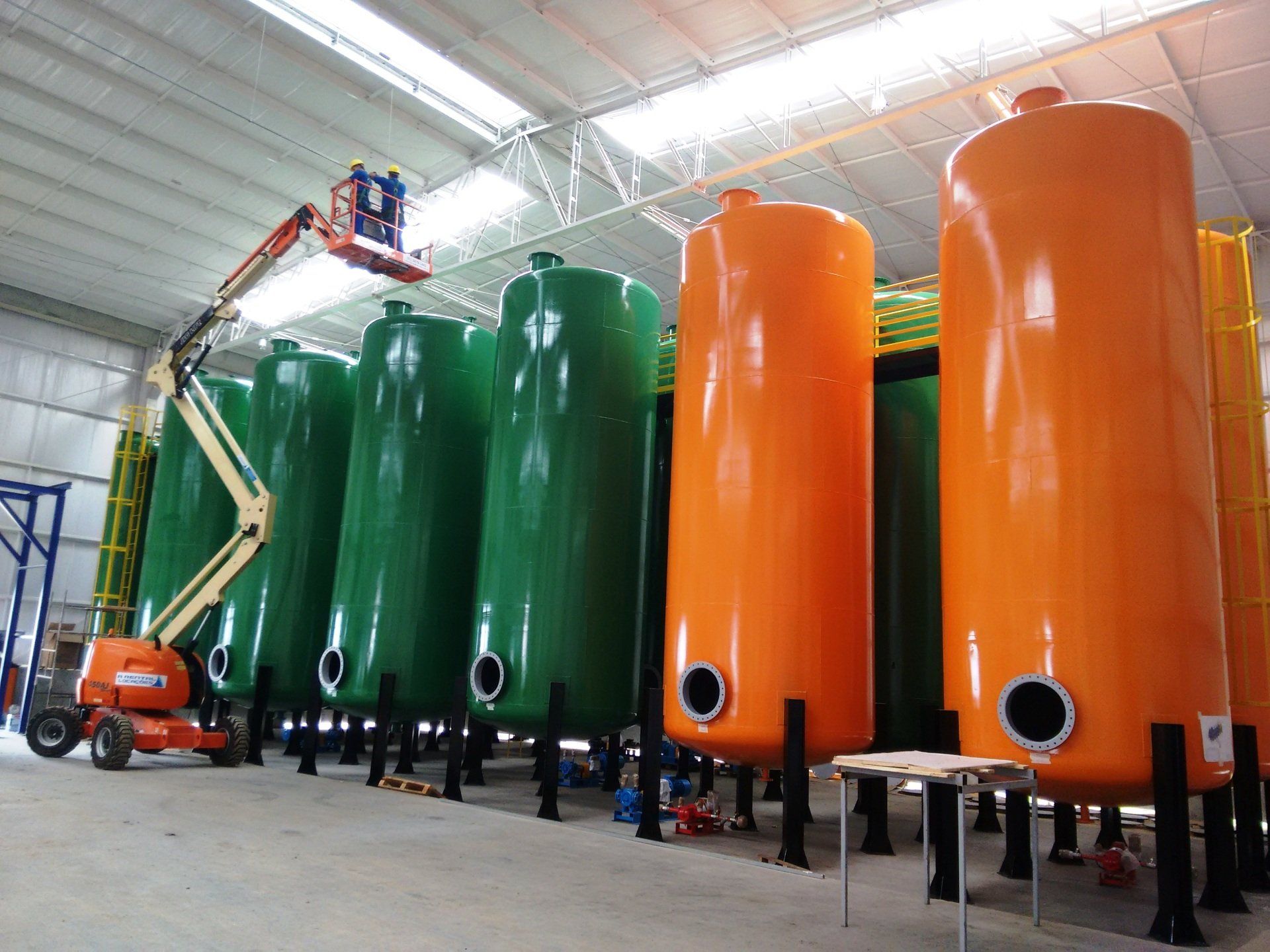 Fabricantes de vasos de pressão industriais em aço carbono ou aço inoxidável