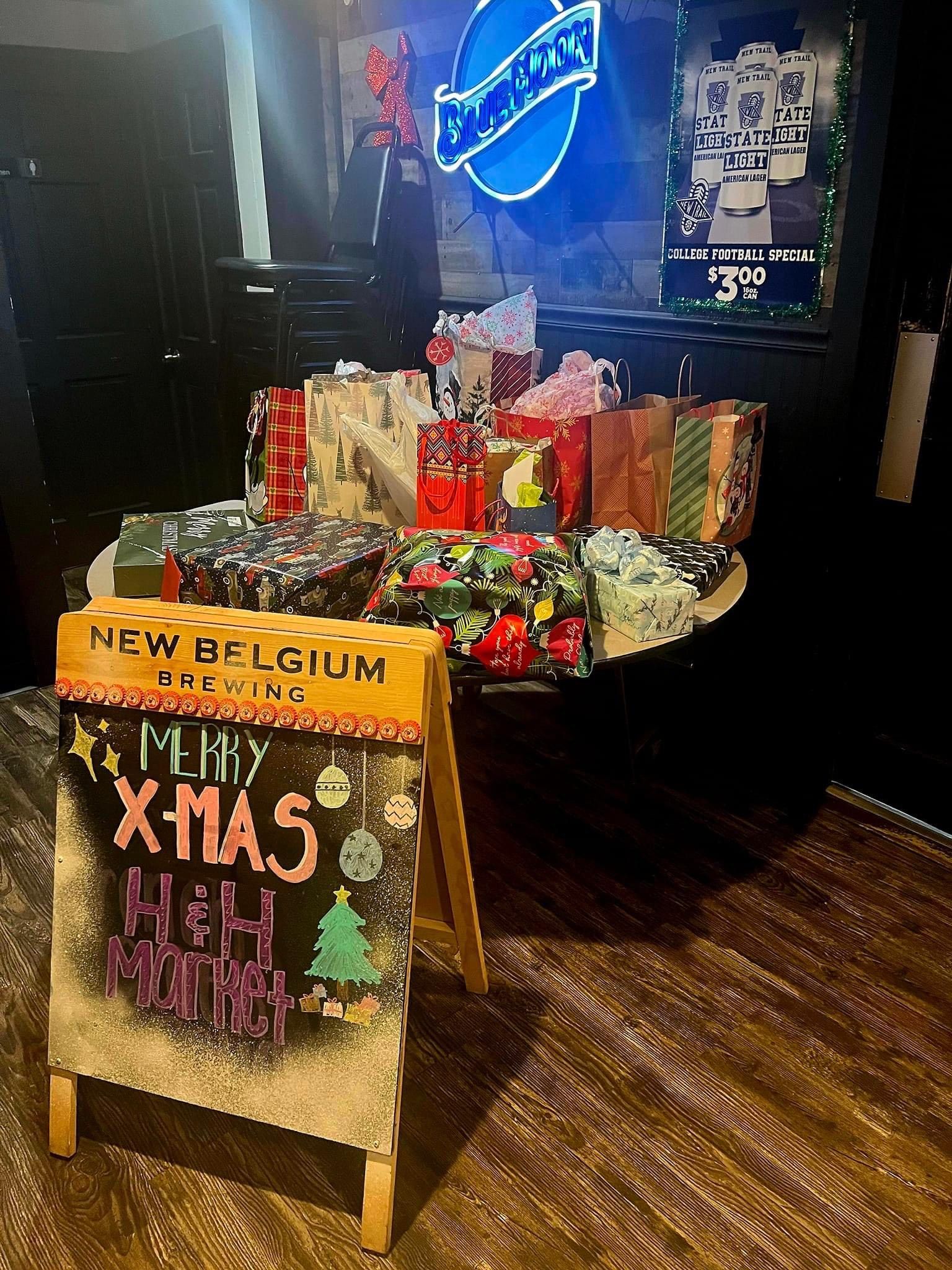 Hitchy's Tavern & Grille 16