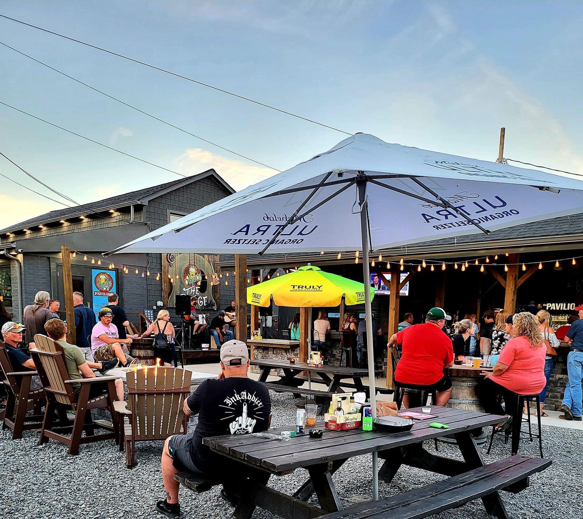 Hitchy's Tavern & Grille 74