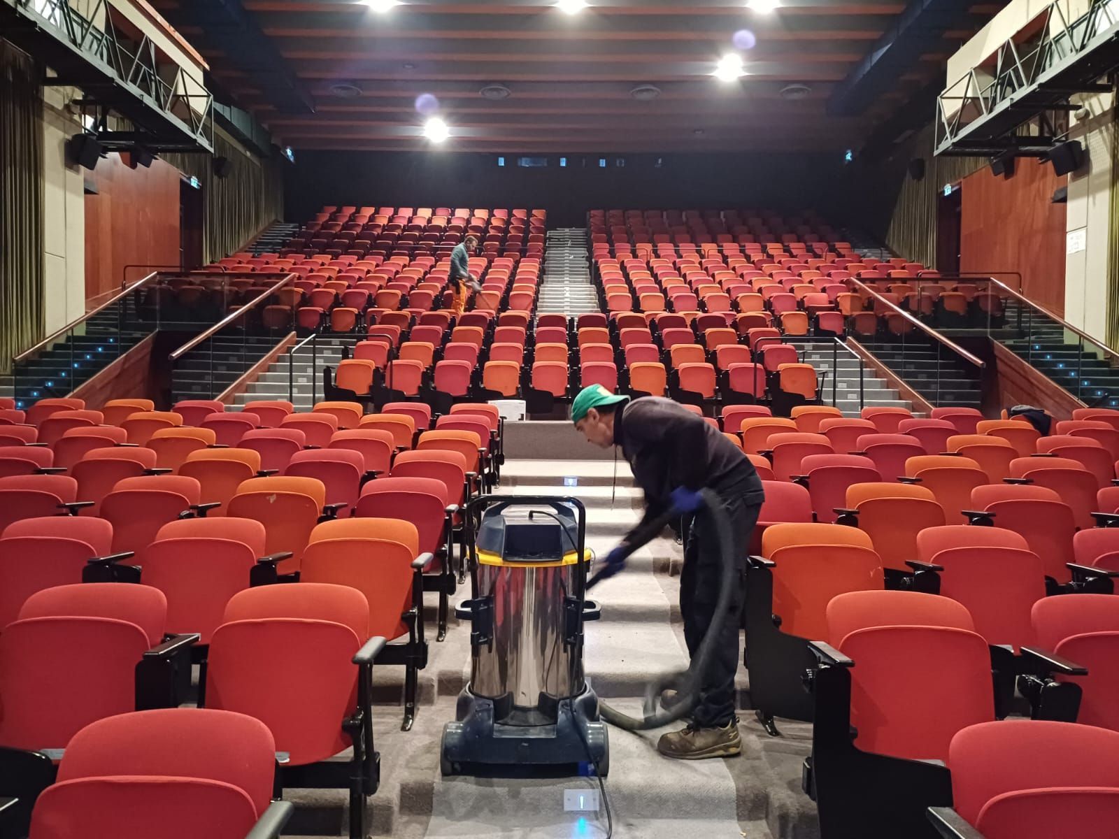 pulizie per teatri e cinema