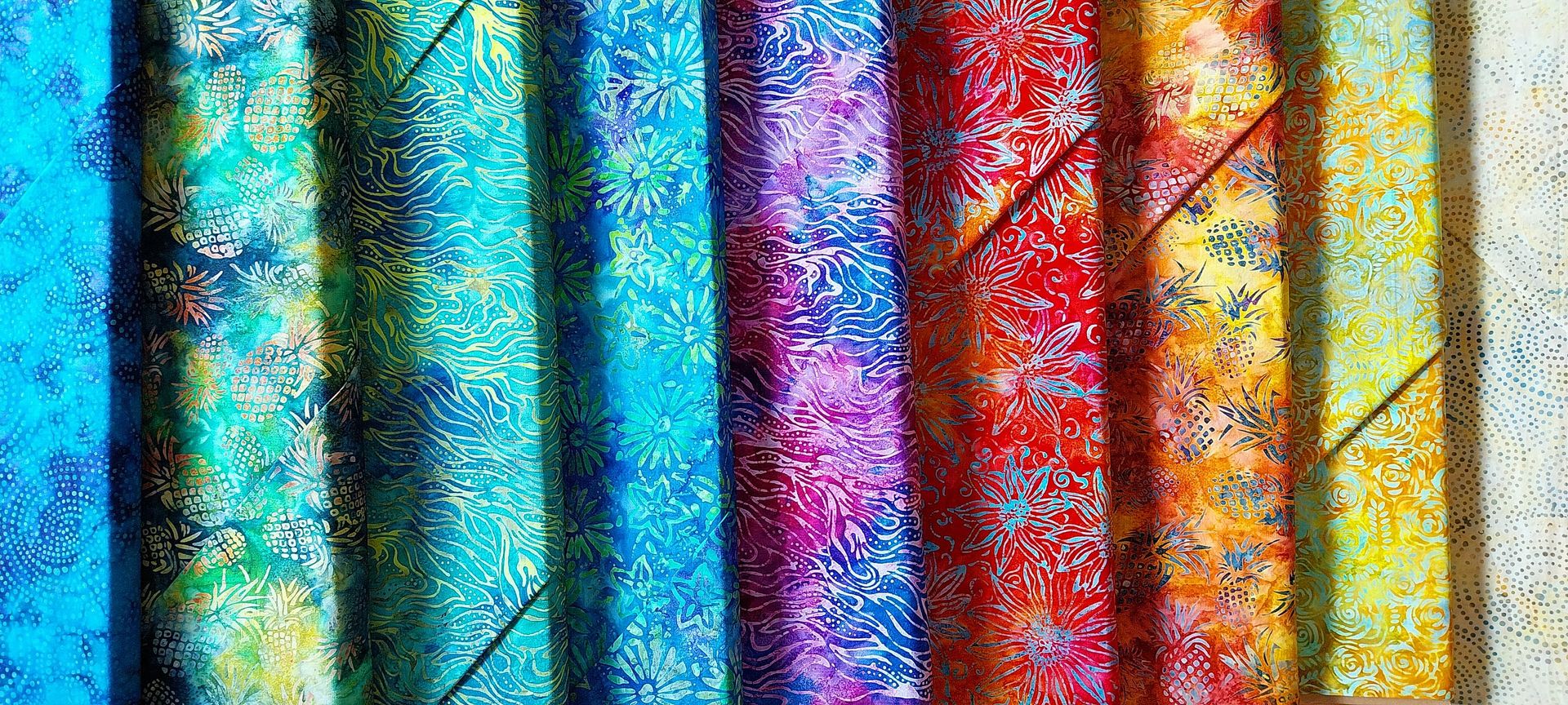 Batik-Stoffe von Eyelike Fabrics