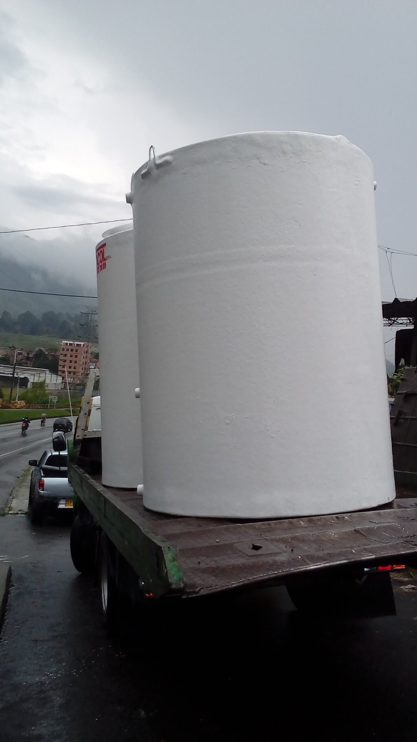 Fibracol Ltda. tanques para químicos