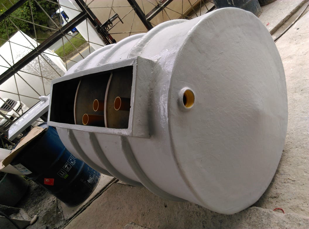 Pozo séptico en fibra de vidrio Fibracol S.A.S.