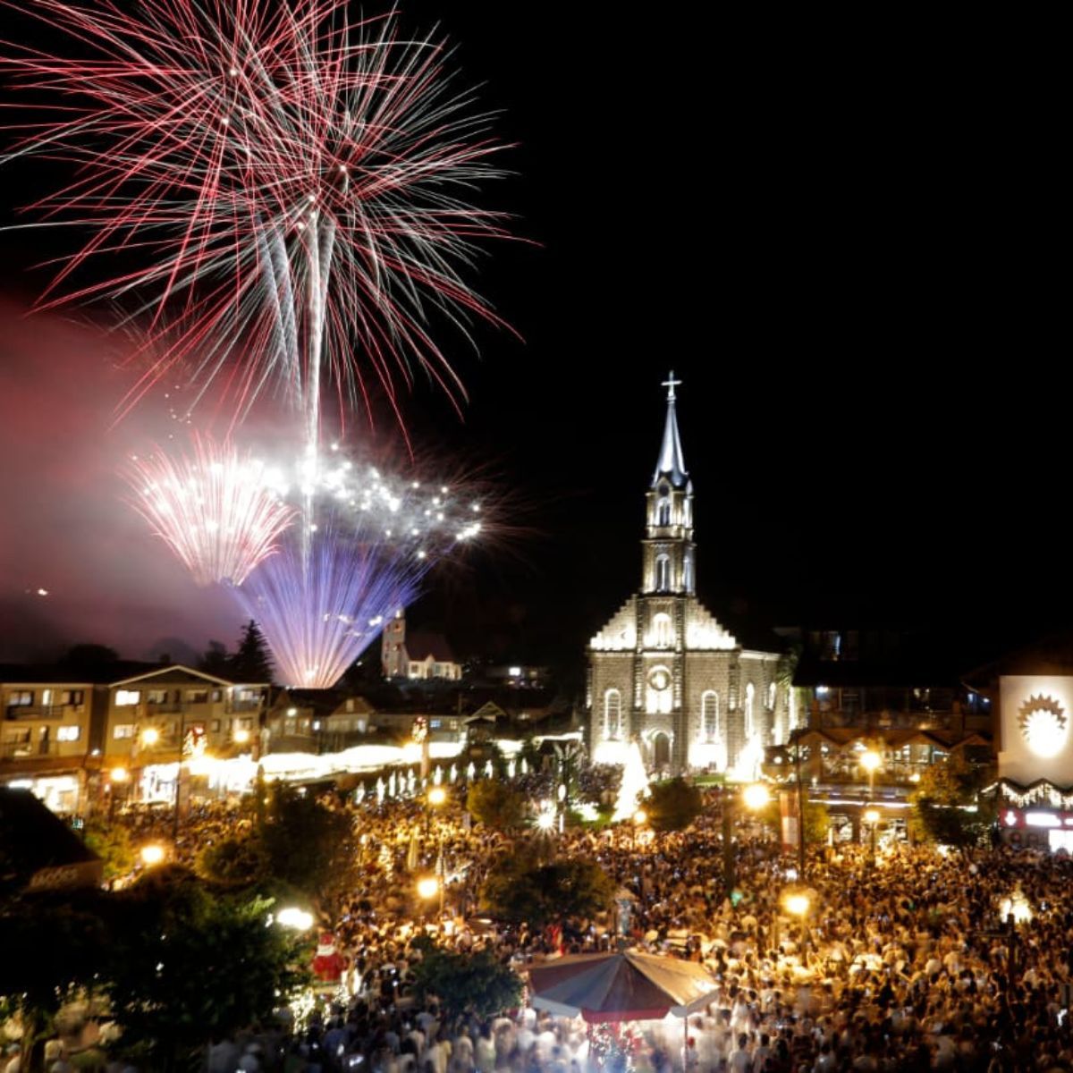Réveillon em Gramado 2026 mais de 30 mil pessoas celebram a virada do ano na Serra Gaúcha Foto Cleiton Thiele