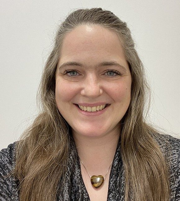 Samantha Hewer, acupuncture