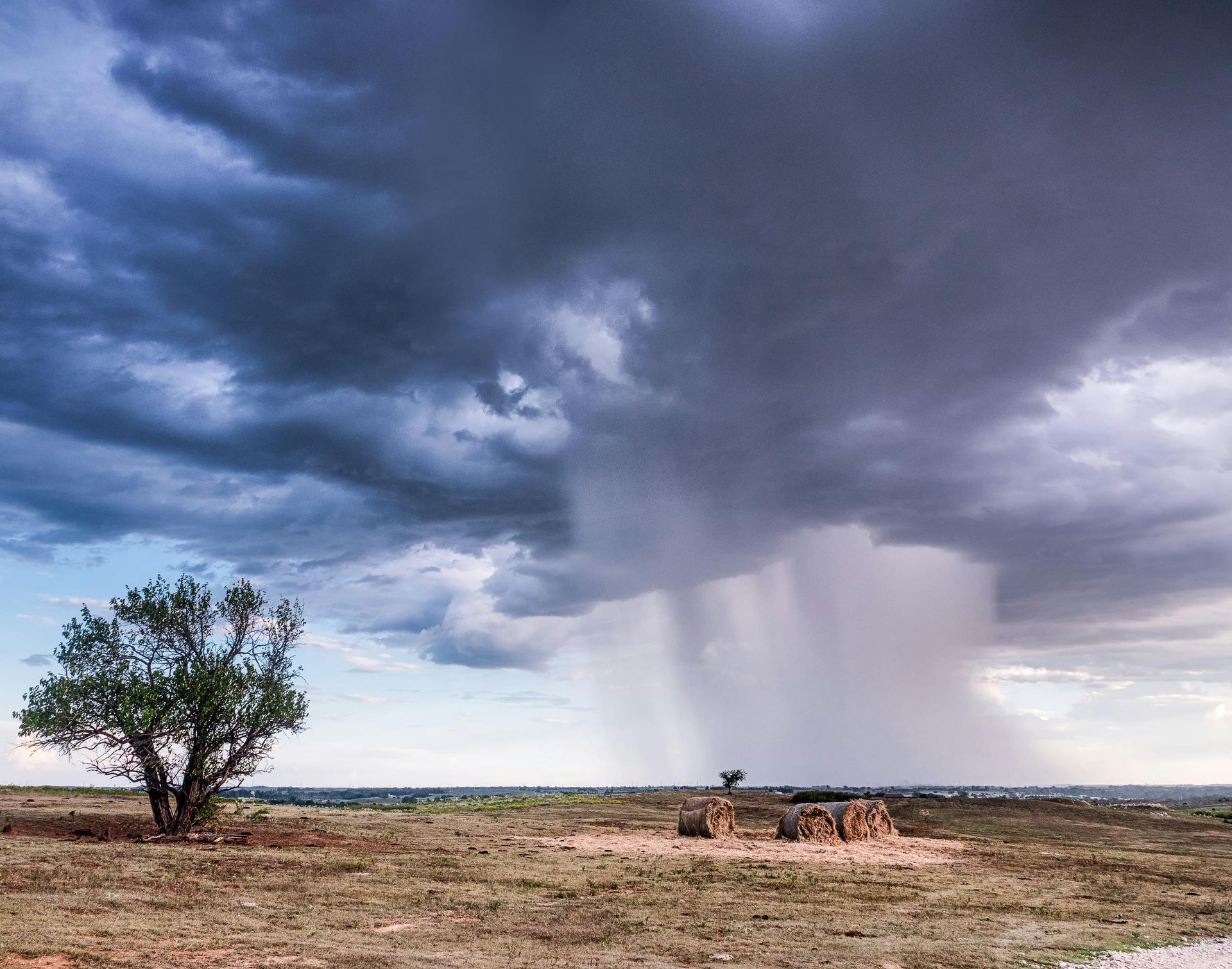 Sola Insurance wind hail deductible offset coverage for DFW homeowners on 2 percent windhail deducti