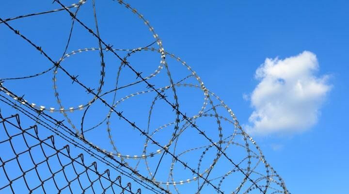 MAGNACERCAS - ALAMBRE DE PÚAS