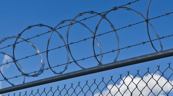 MAGNACERCAS - MALLA CICLÓNICA