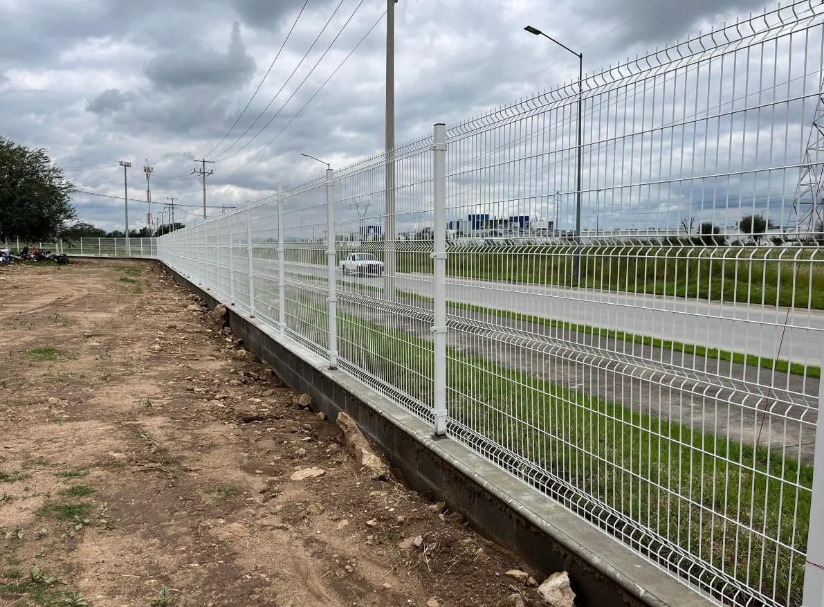 MAGNACERCAS - CERCAS DE ALAMBRE