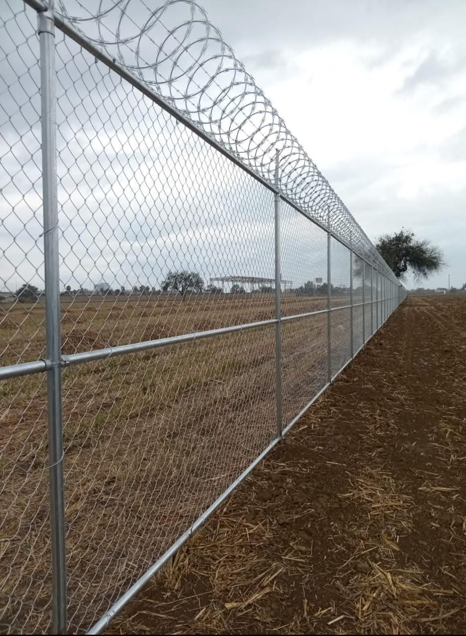 MAGNACERCAS - CERCAS DE ALAMBRE