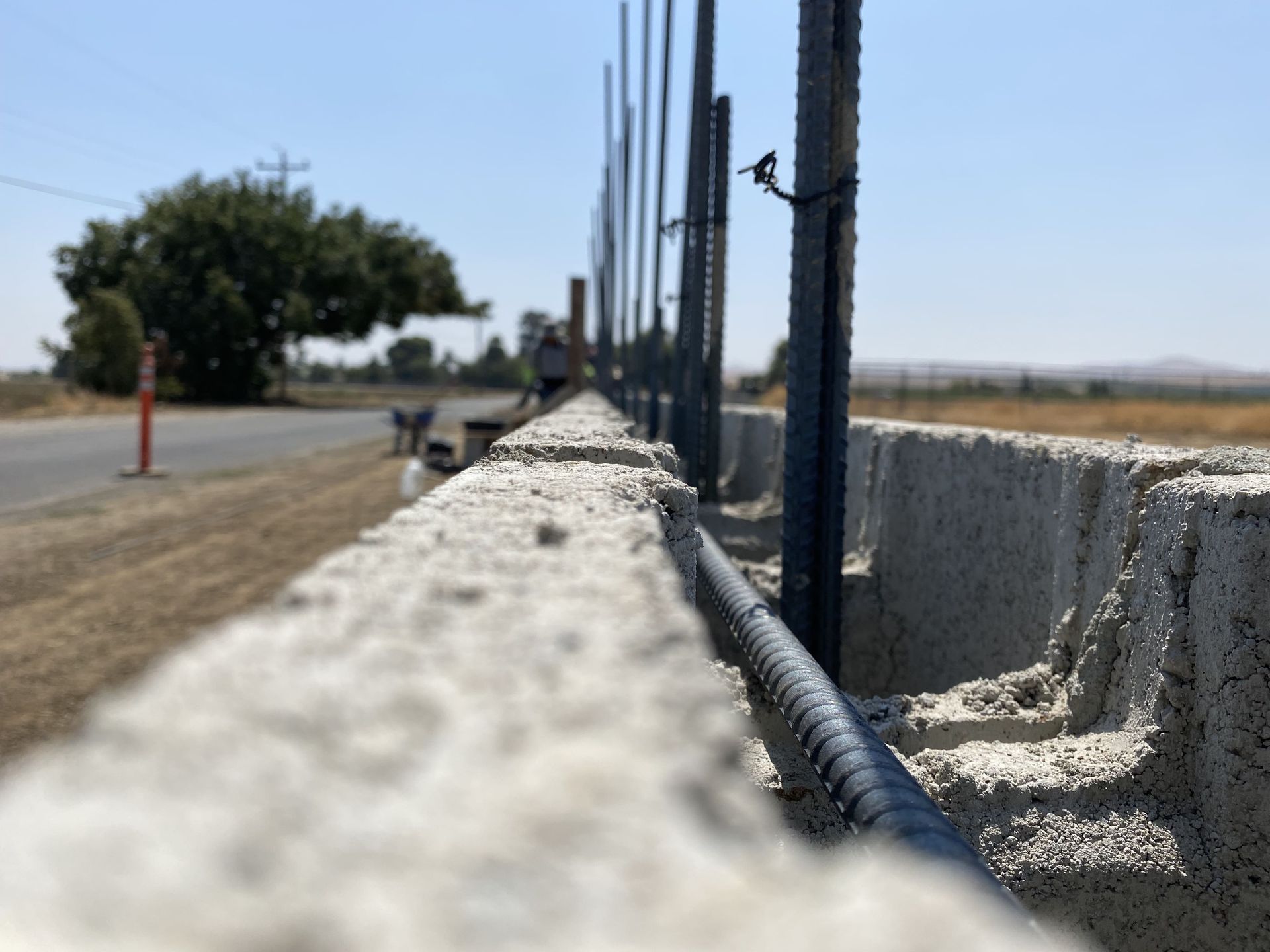 Close-up view of retaining wall build in Stockton landscape project.
