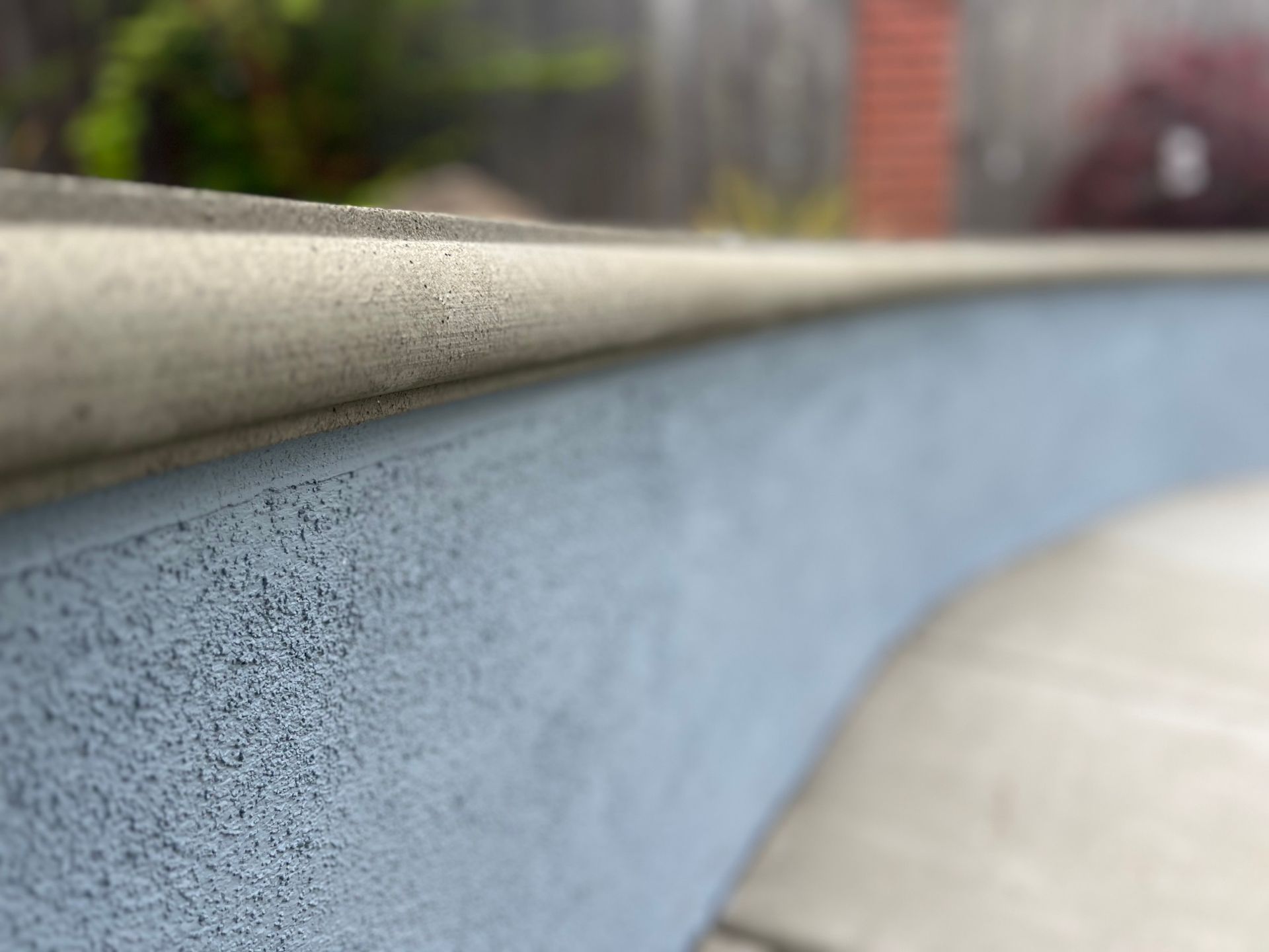 Concrete retaining wall built in a Stockton patio to prevent erosion and create level outdoor space