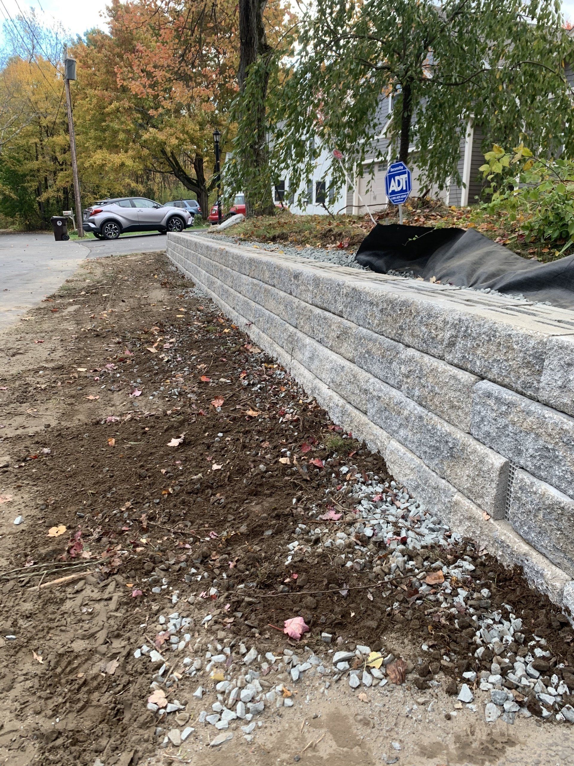 retaining wall contractor