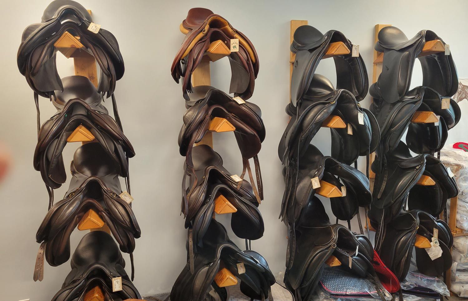 Saddles — Woodinville, WA — The Gift Horse Saddlery