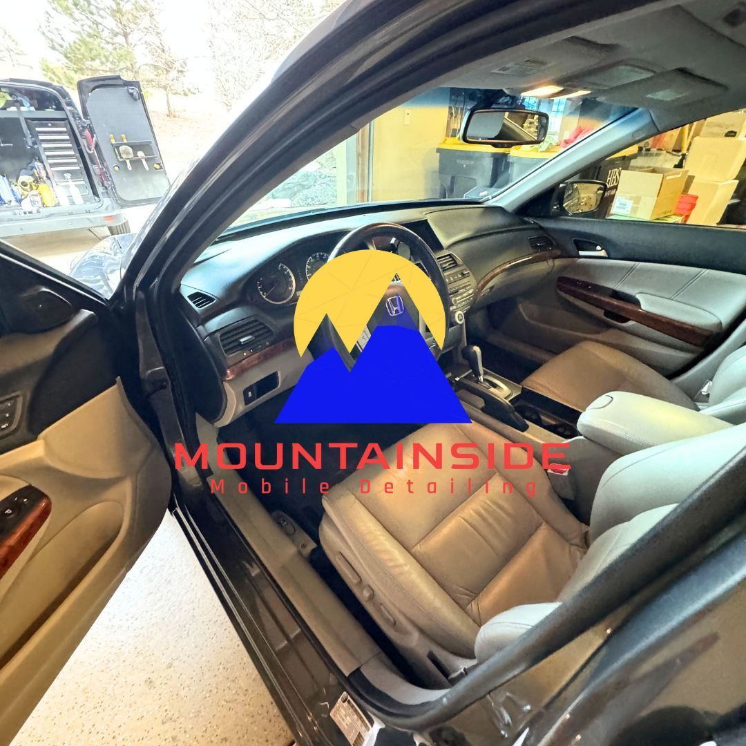The inside of a car with the word mountain inside on it