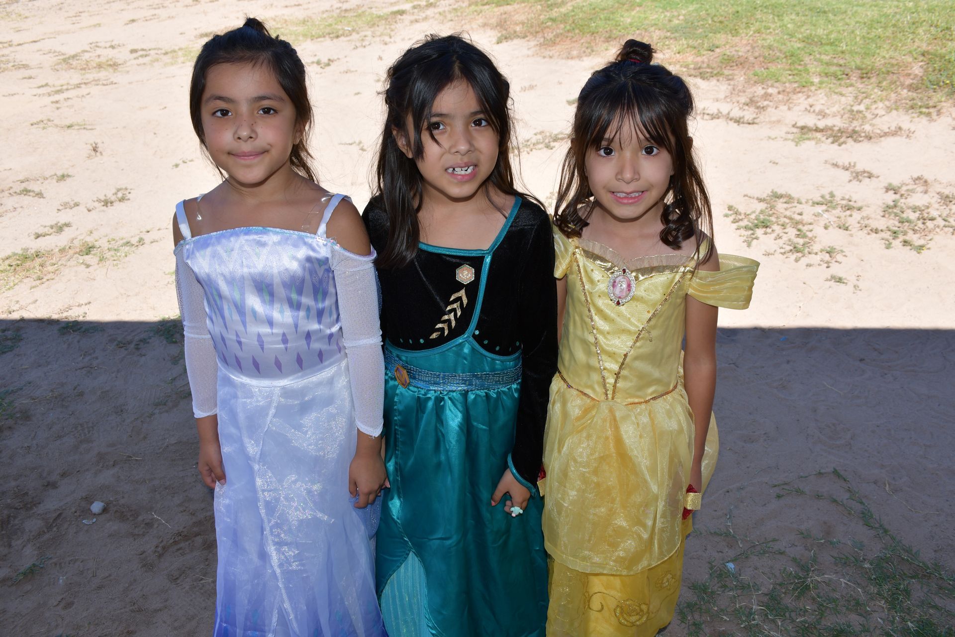 Elementary students dressed like princesses
