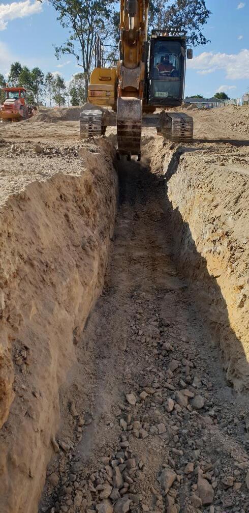 Backhoe Pipe crew — Projects in Coopernook, NSW