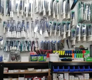 Redden Net Knives and accessories