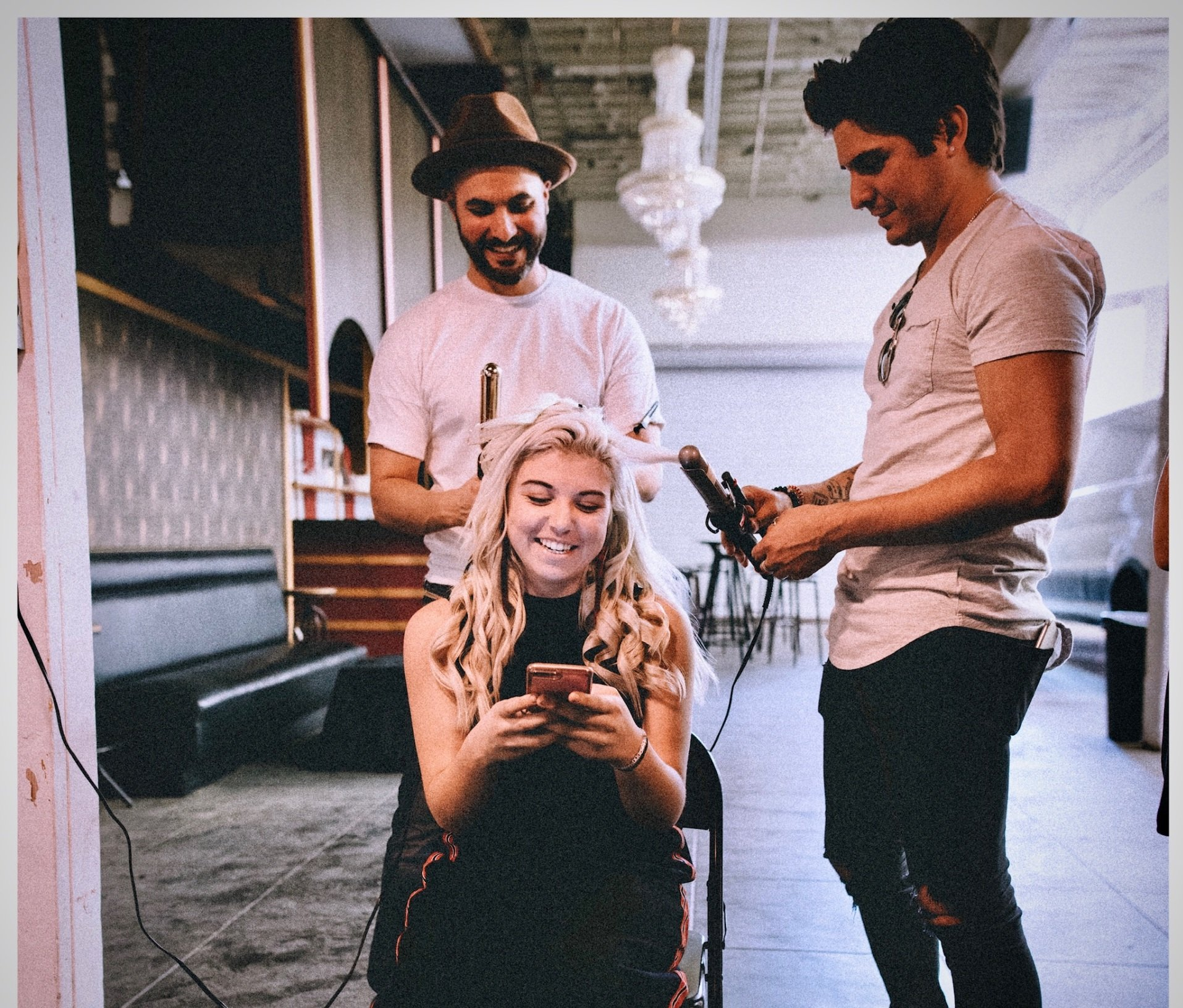 set work, styling hair