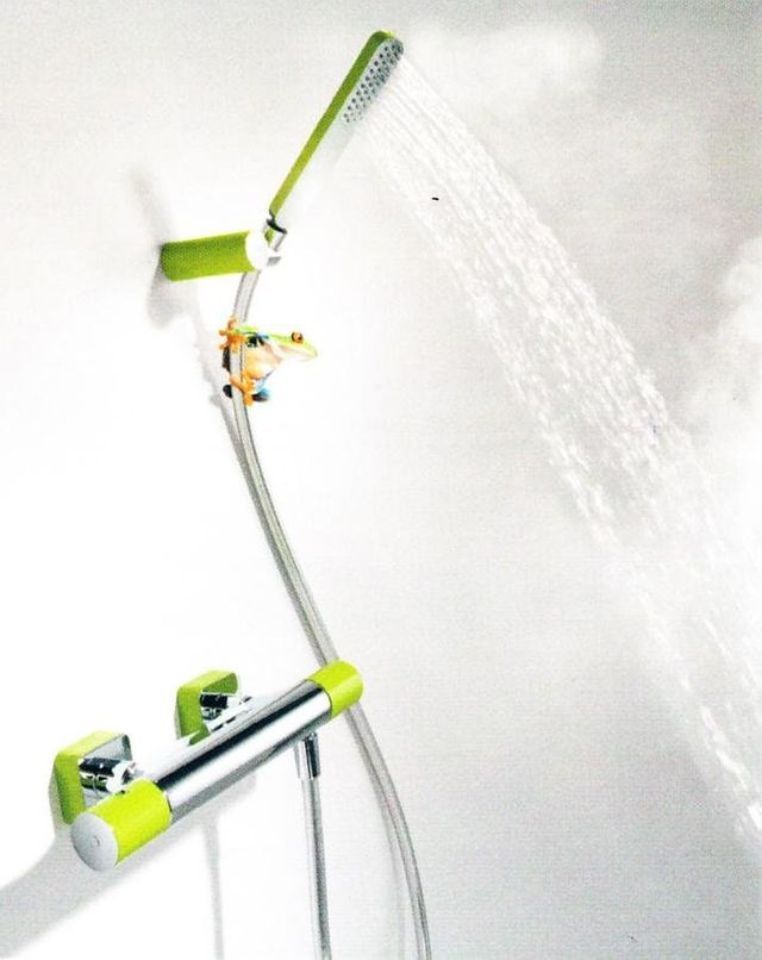 dettaglio cabina doccia